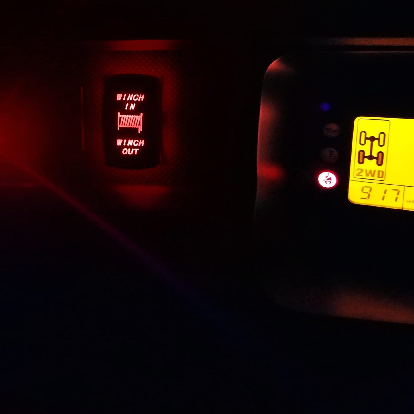 Waywe Winch Rocker Switch Momentary Toggle Switch ON Off ON Switch DPDT 7Pin 12V 24V Switch Jumper Wires Winch in Out Switch Red for Cars Trucks Caravans Boats